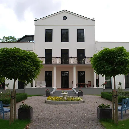 Apartment Wunderschoene In Swantow Mit Offenem Kamin